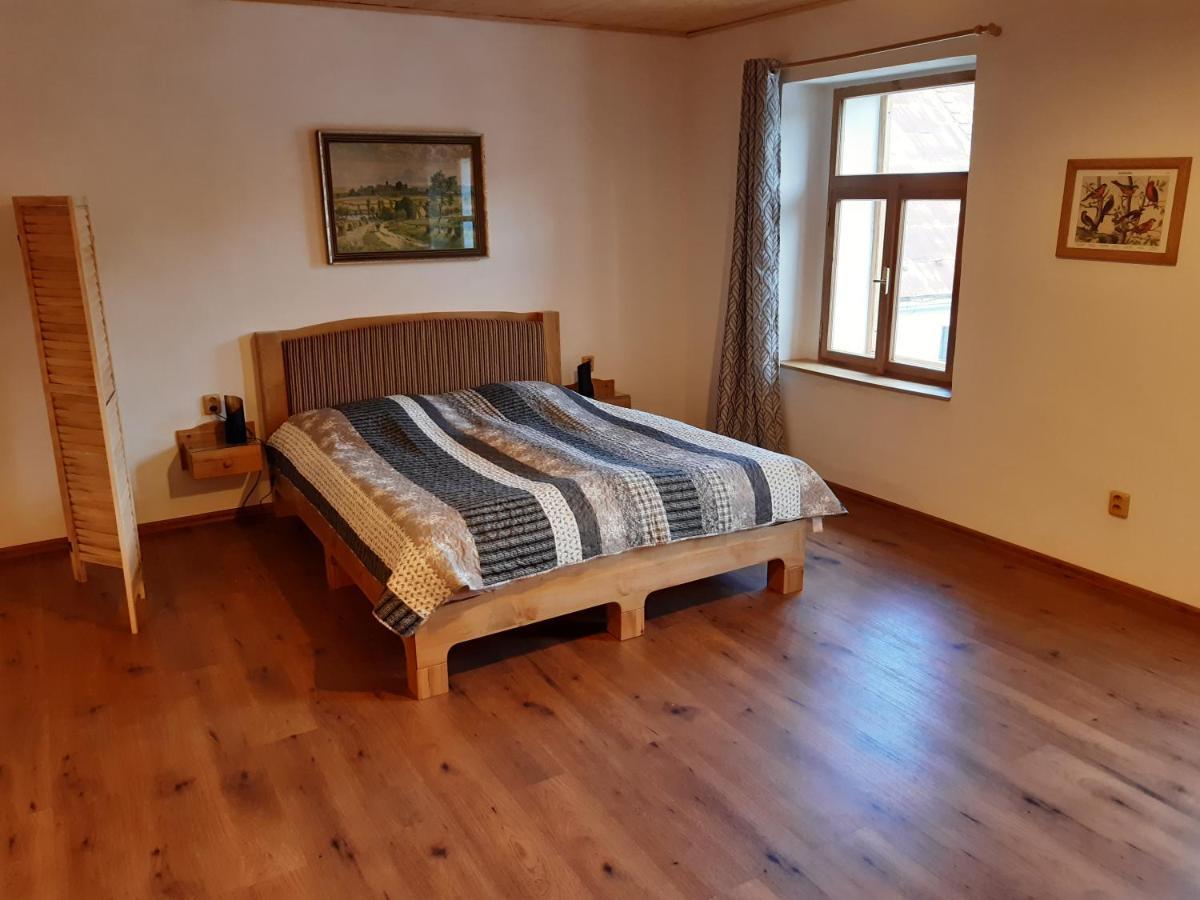 Staj Zaksin - Spejchar Daire Dubá Dış mekan fotoğraf